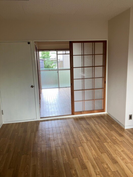 物件内観写真18　(居室)