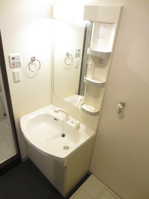 物件内観写真12　(洗面)