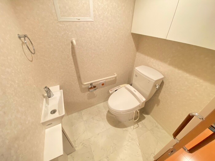 物件内観写真10　(トイレ)