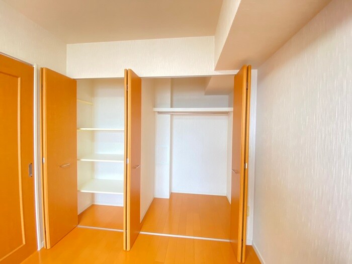 物件内観写真12　(収納)