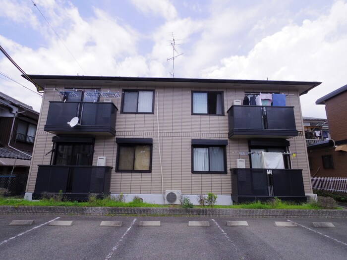 物件外観写真4　(外観写真)