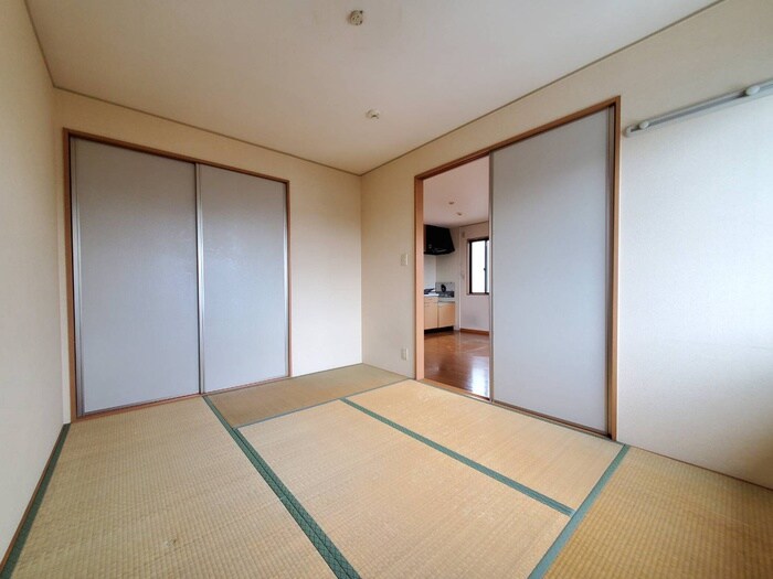 物件内観写真11　(居室)