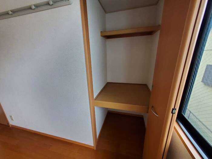 物件内観写真15　(収納)