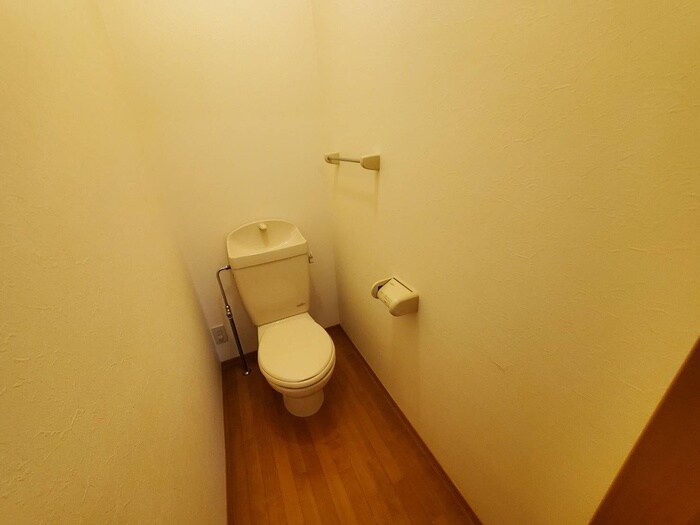 物件内観写真18　(トイレ)