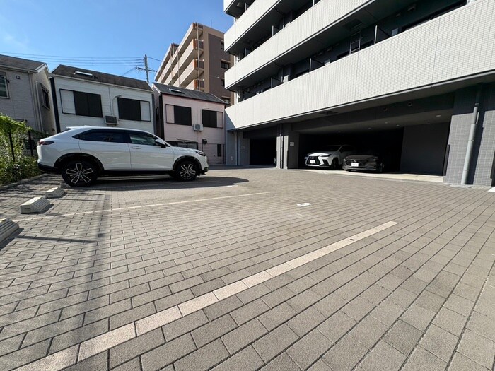 物件外観写真3　(駐輪場)