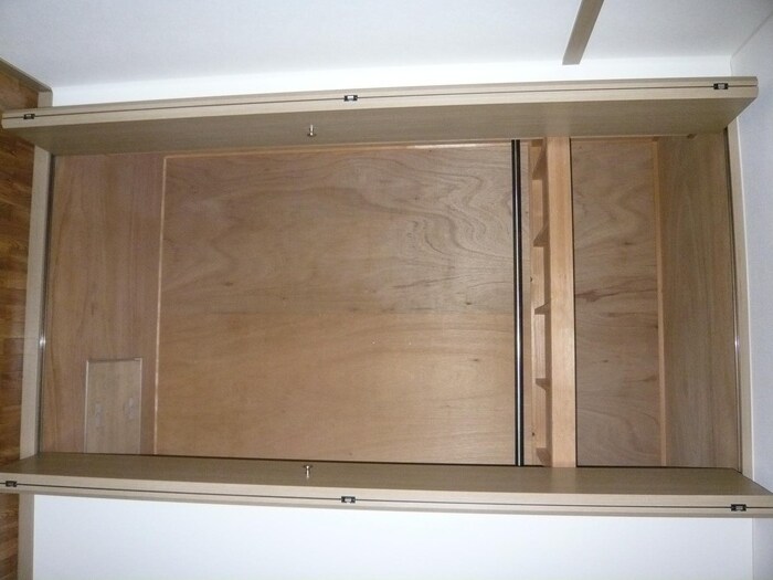 物件内観写真12　(収納)