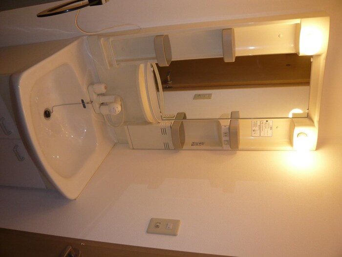 物件内観写真13　(洗面)