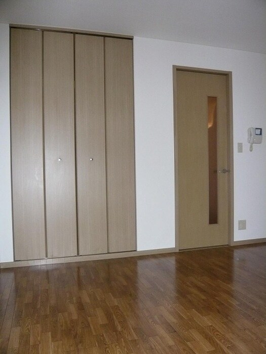 物件内観写真17　(居室)