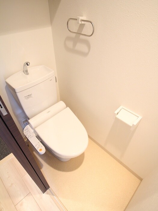 物件内観写真11　(トイレ)