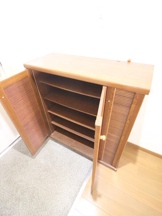 物件内観写真8　(靴箱)