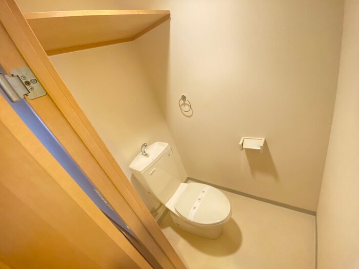 物件内観写真11　(トイレ)