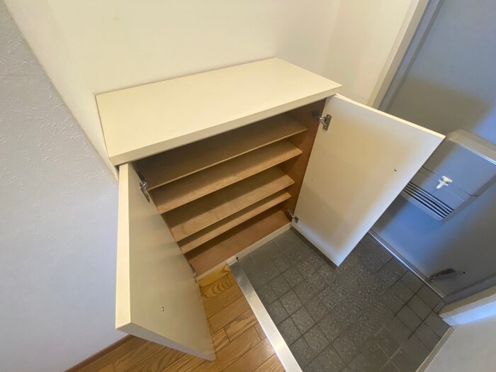 物件内観写真15　(靴箱)