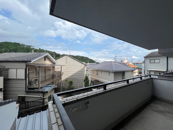 物件内観写真17　(室内からの展望)