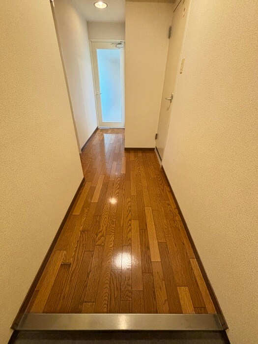 物件内観写真18　(廊下)