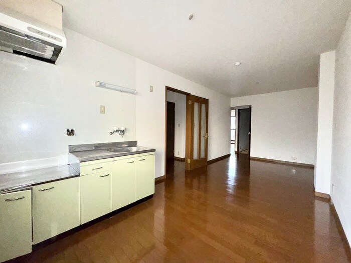 物件内観写真8　(居室)