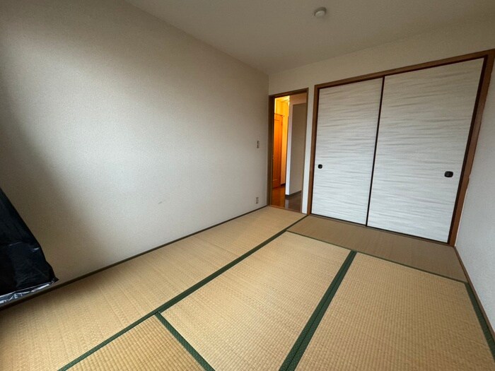 物件内観写真10　(居室)