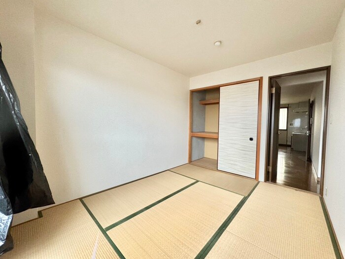 物件内観写真11　(居室)