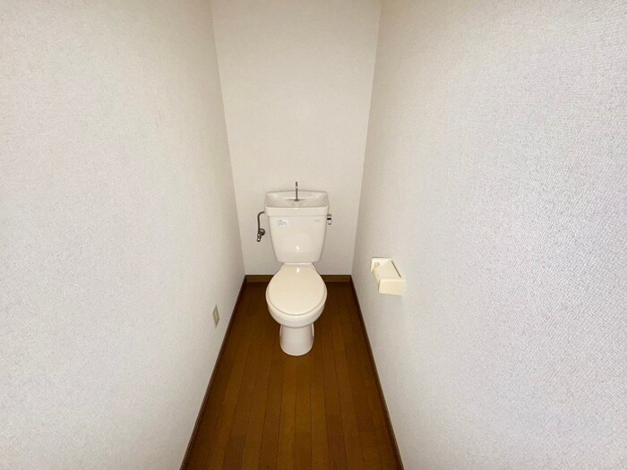 物件内観写真14　(トイレ)