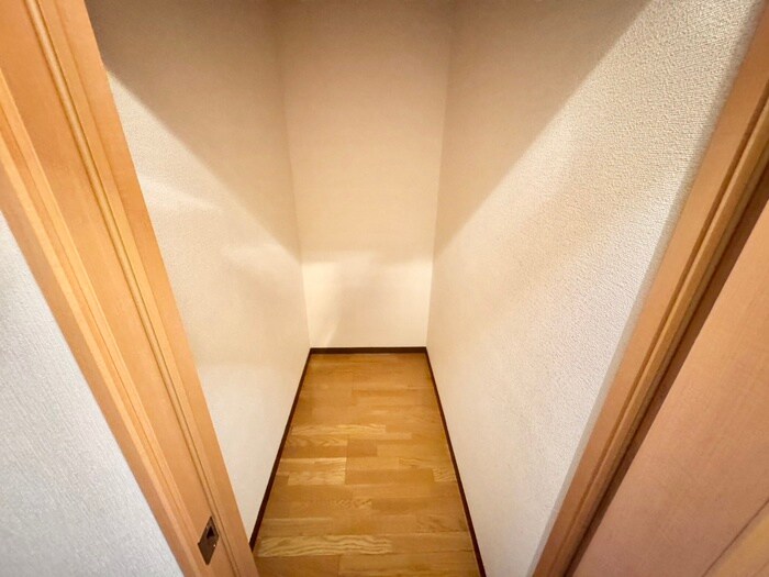 物件内観写真17　(収納)