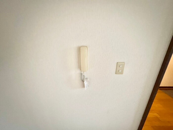 物件内観写真18　(廊下)