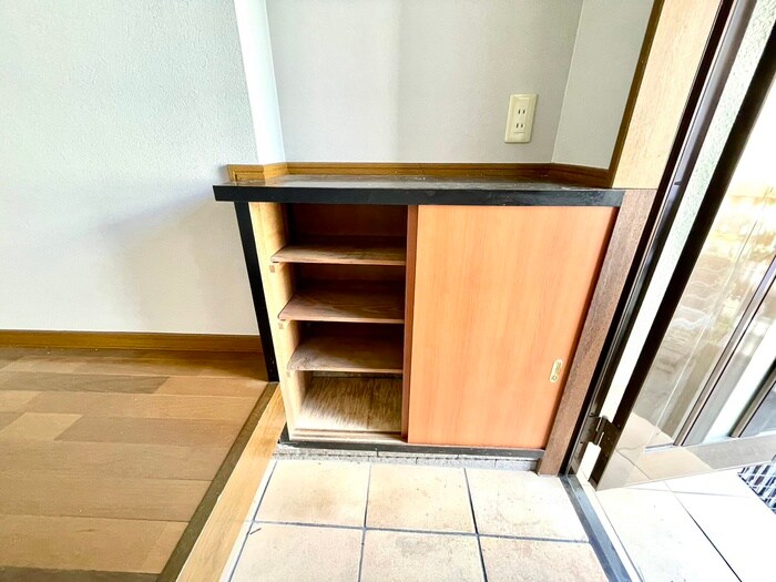物件内観写真18　(靴箱)
