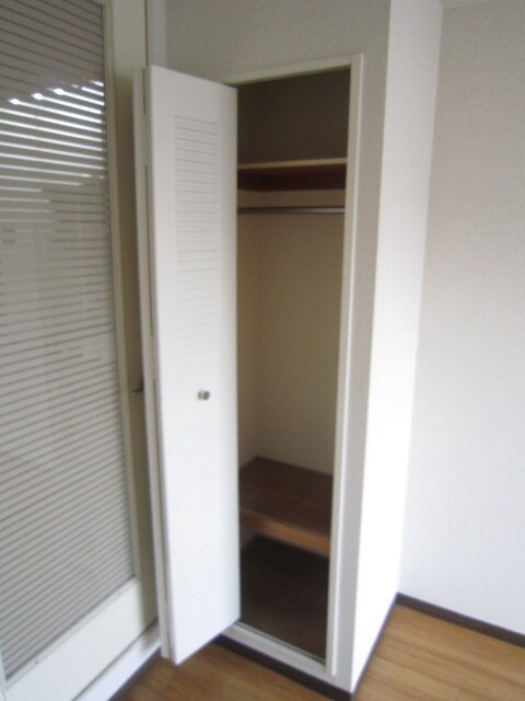物件内観写真13　(収納)
