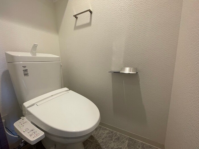 物件内観写真12　(トイレ)