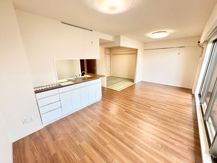 物件内観写真7　(居室)