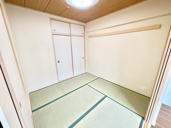 物件内観写真9　(居室)