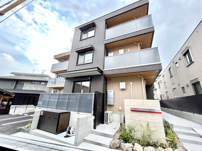 物件外観写真1　(外観写真)