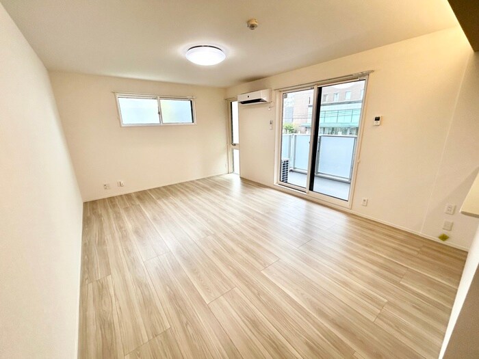 物件内観写真6　(居室)