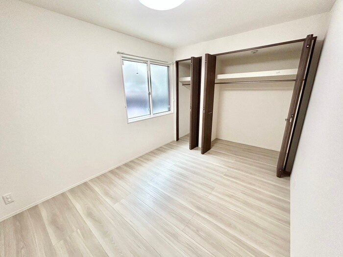 物件内観写真11　(居室)