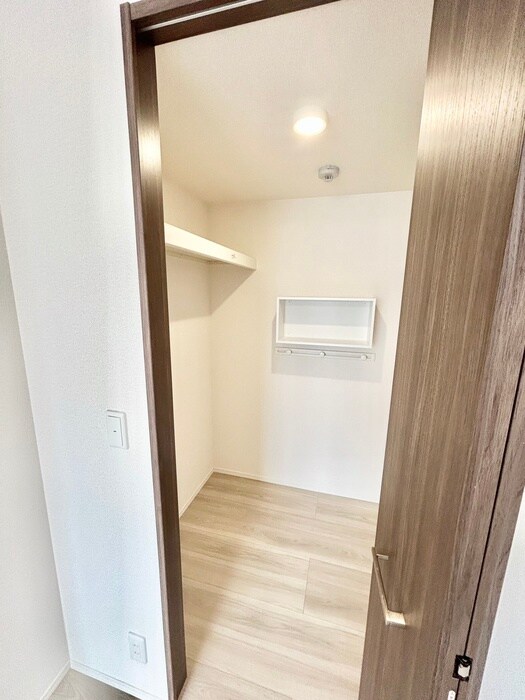 物件内観写真18　(収納)
