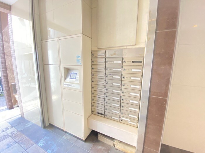 物件外観写真4　(建物設備)