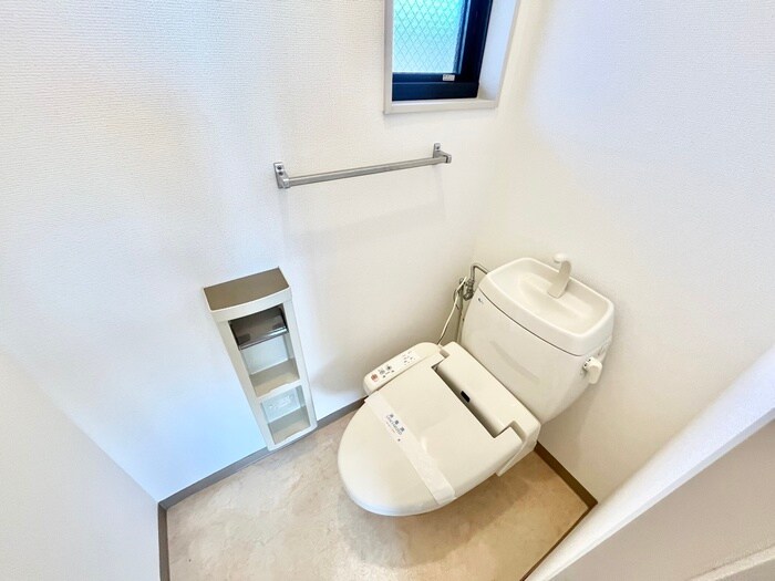 物件内観写真14　(トイレ)