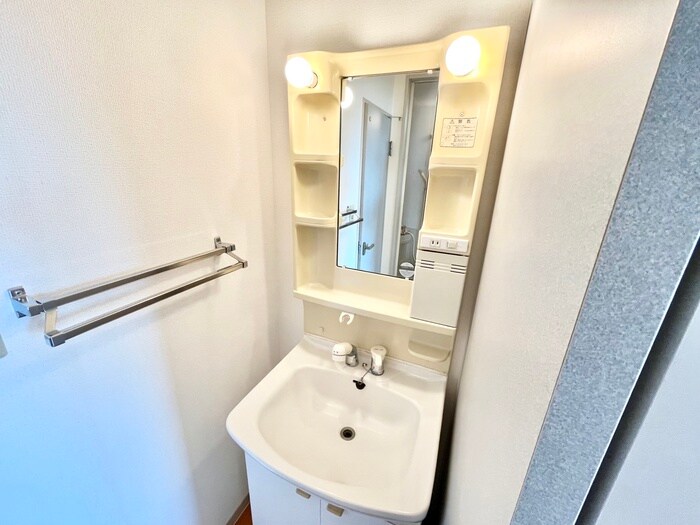 物件内観写真16　(洗面)