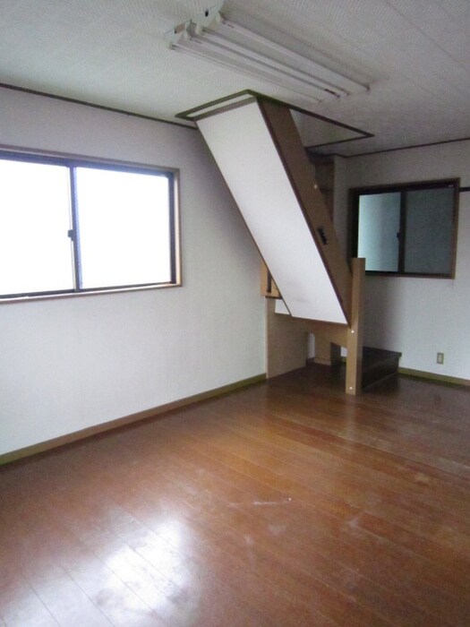 物件内観写真10　(居室)