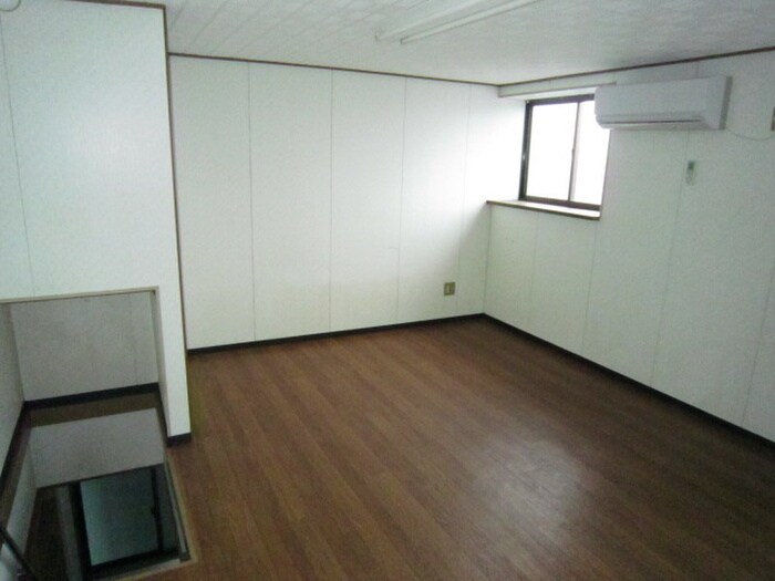 物件内観写真12　(居室)