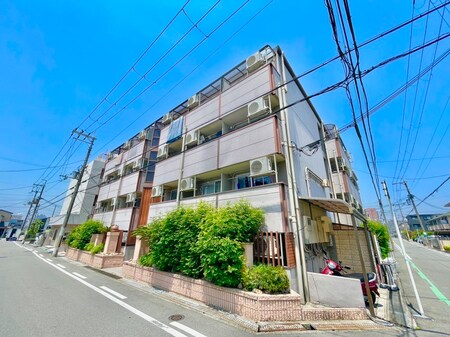 エストラビラ外観写真