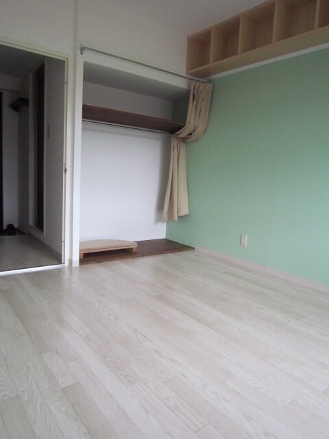 物件内観写真10　(居室)