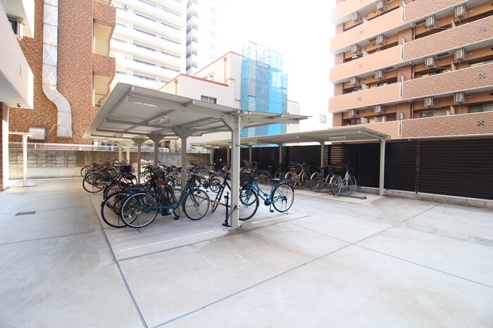 物件外観写真6　(駐輪場)