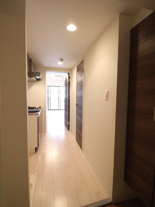 物件内観写真18　(廊下)