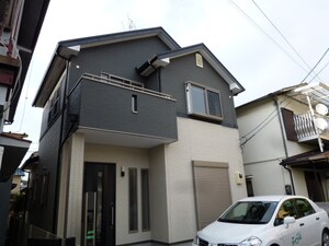 南花屋敷３丁目貸家外観写真