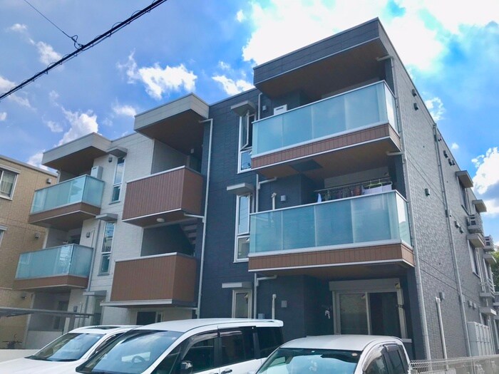 物件外観写真1　(外観写真)