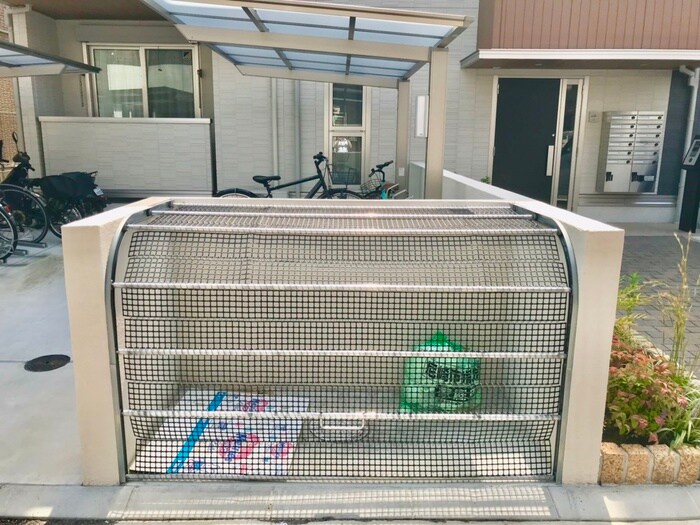 物件外観写真6　(建物設備)