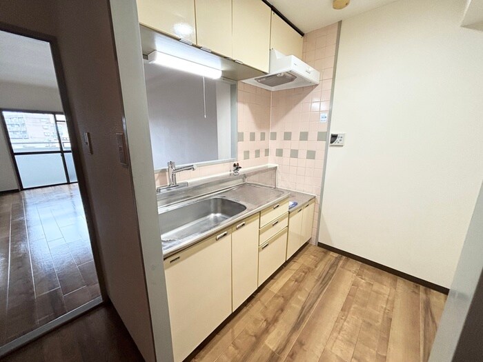 物件内観写真8　(キッチン)