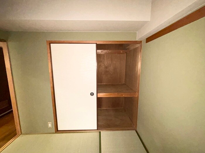 物件内観写真14　(収納)