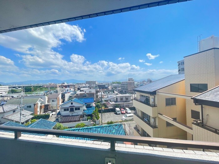 物件内観写真22　(室内からの展望)