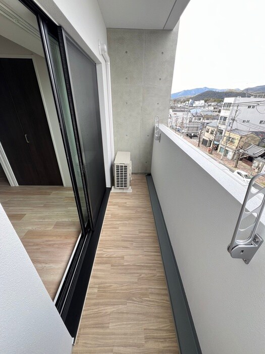 物件内観写真16　(ベランダ・バルコニー)