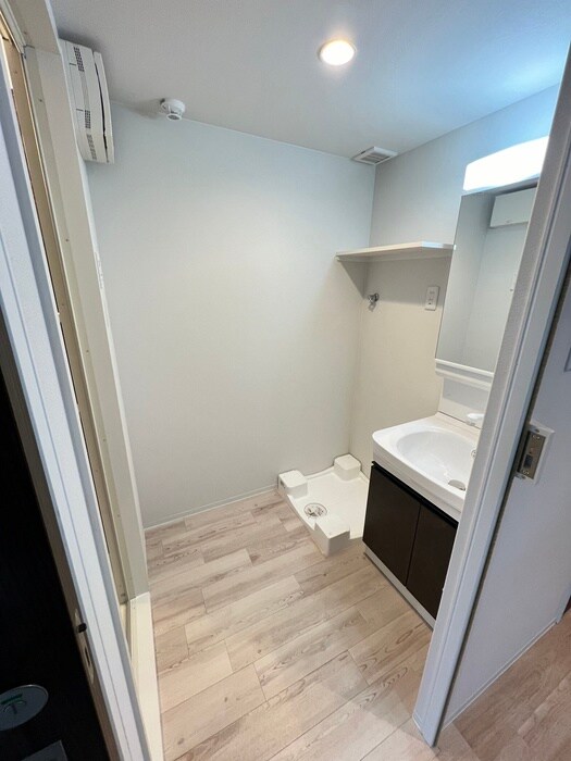 物件内観写真18　(洗濯機置場)